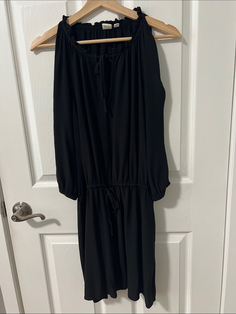 GAP Black Cold-Shoulder Drawstring Waist Dress